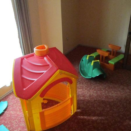 Хотел Магнолия, Hotel Magnoliya Panichishte Eksteriør billede