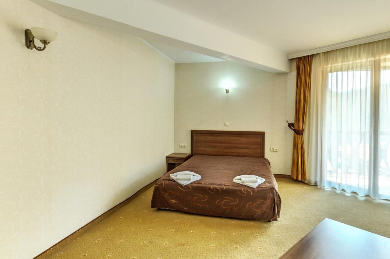 Хотел Магнолия, Hotel Magnoliya Panichishte Eksteriør billede