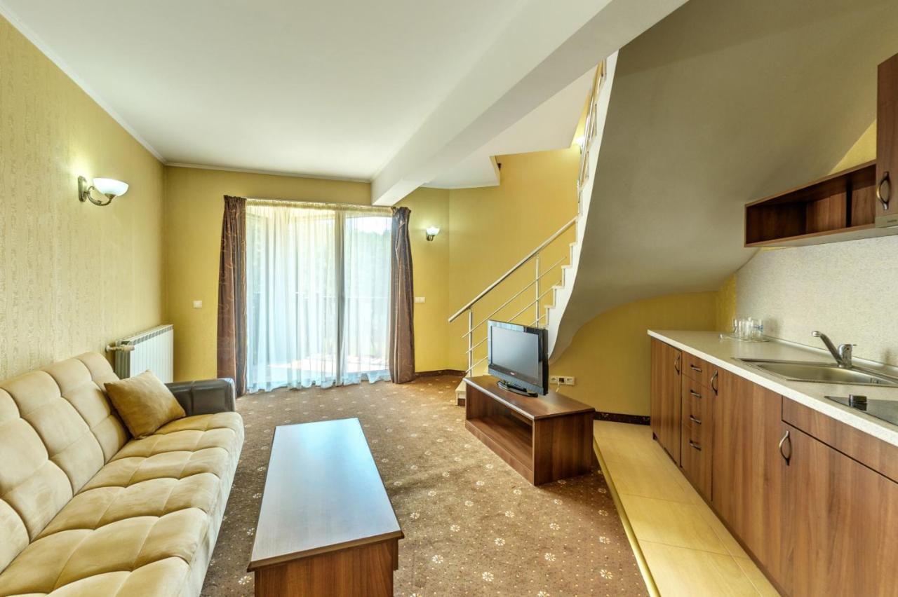 Хотел Магнолия, Hotel Magnoliya Panichishte Eksteriør billede