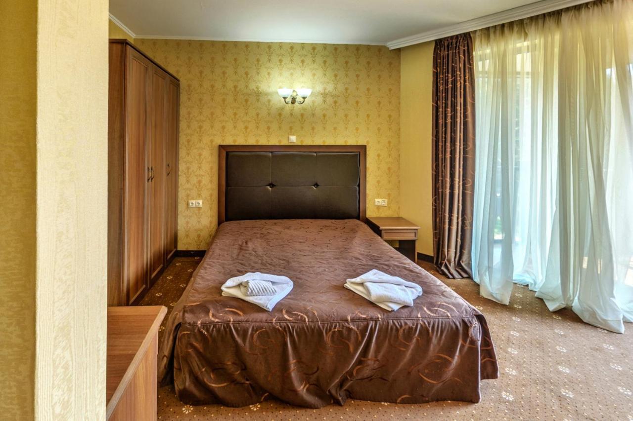 Хотел Магнолия, Hotel Magnoliya Panichishte Eksteriør billede